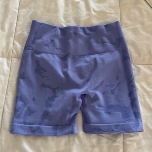 Aurola gym shorts.